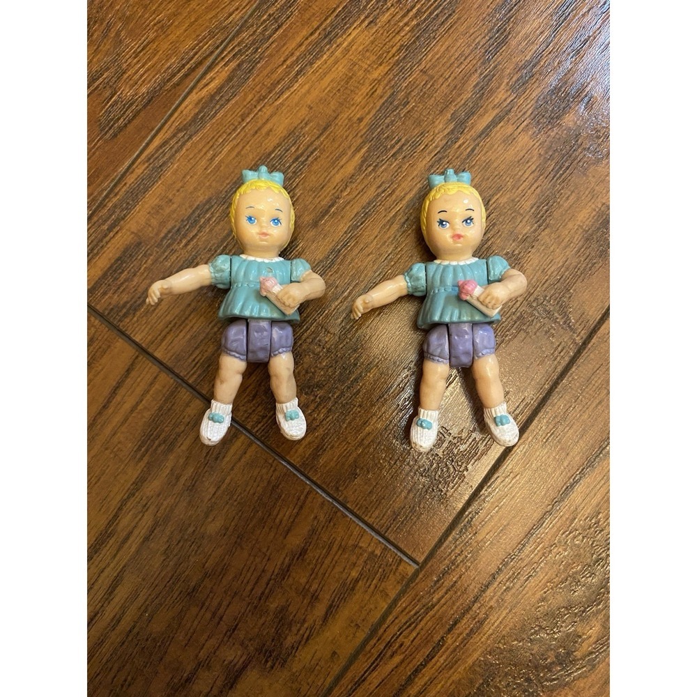 Vtg Playskool Dollhouse Baby Girl With Bottle Figure blond blue shirt Set 2